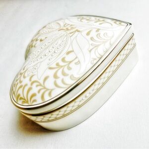 Waterford China, Padova Heart-Shaped Jewelry Box
